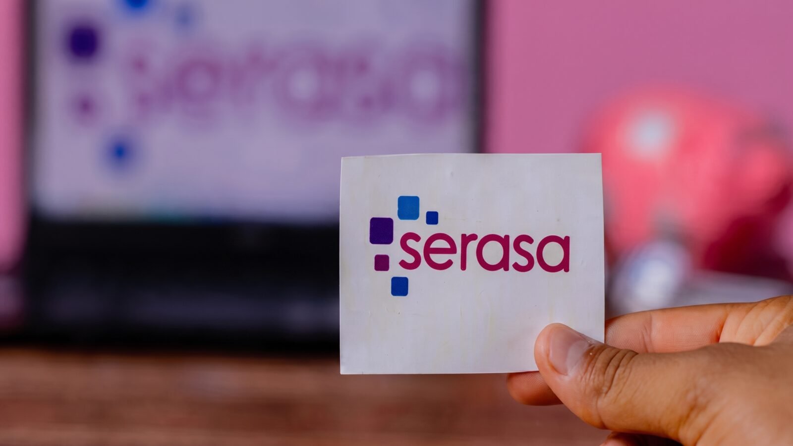 Você tem nome sujo? Entenda por que metade dos brasileiros adultos vive nessa situação