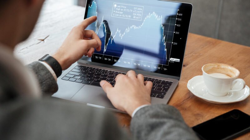 CDB, Tesouro ou poupança: como comparar sem se enganar